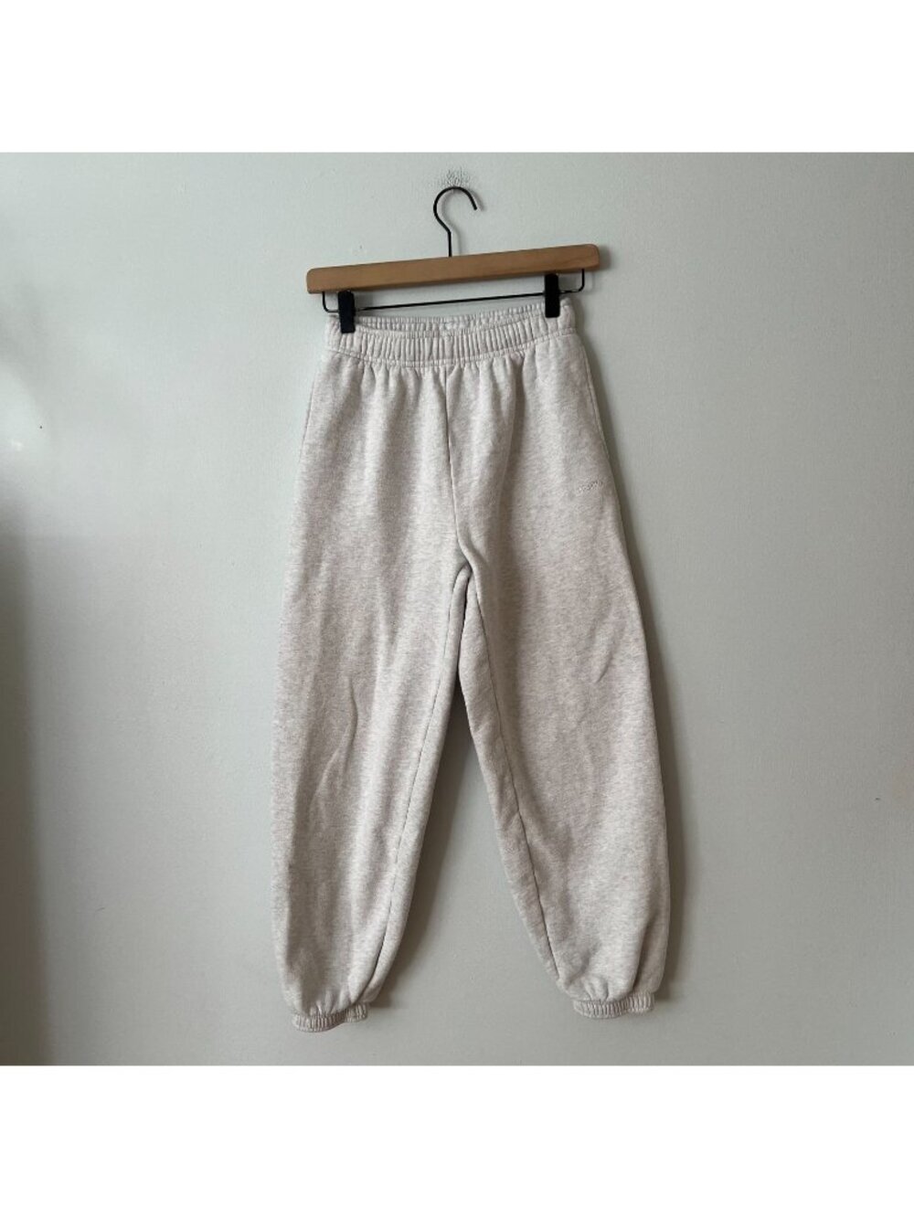 Aritizia Gray Mega Fit Sweatfleece Cozy Sweatpants Women's Size XXS